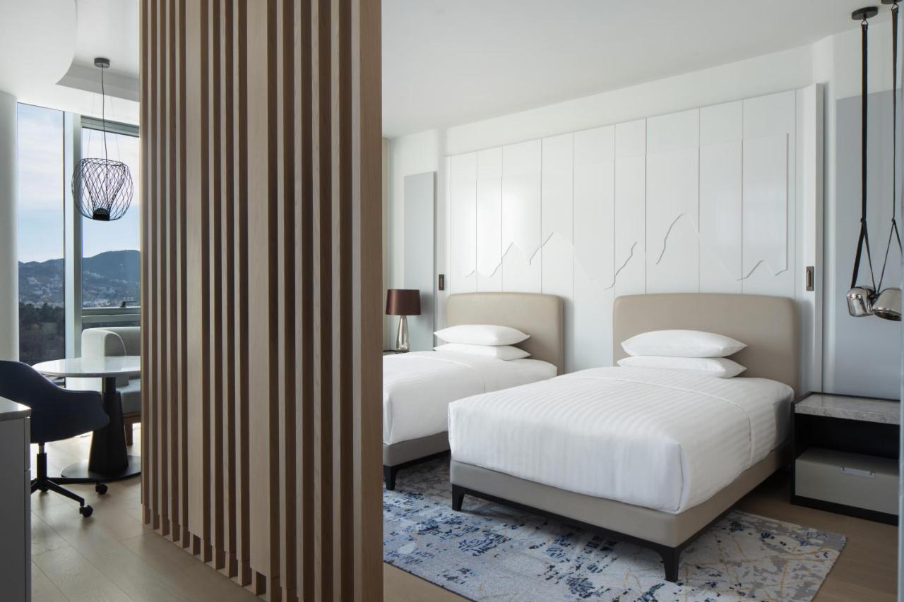Tirana Marriott Hotel Exterior foto
